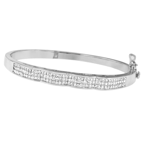14K White Gold 3 1/3 ct. TDW Princess Cut Diamond Curved Bangle Bracelet (H-I,SI1-SI2)